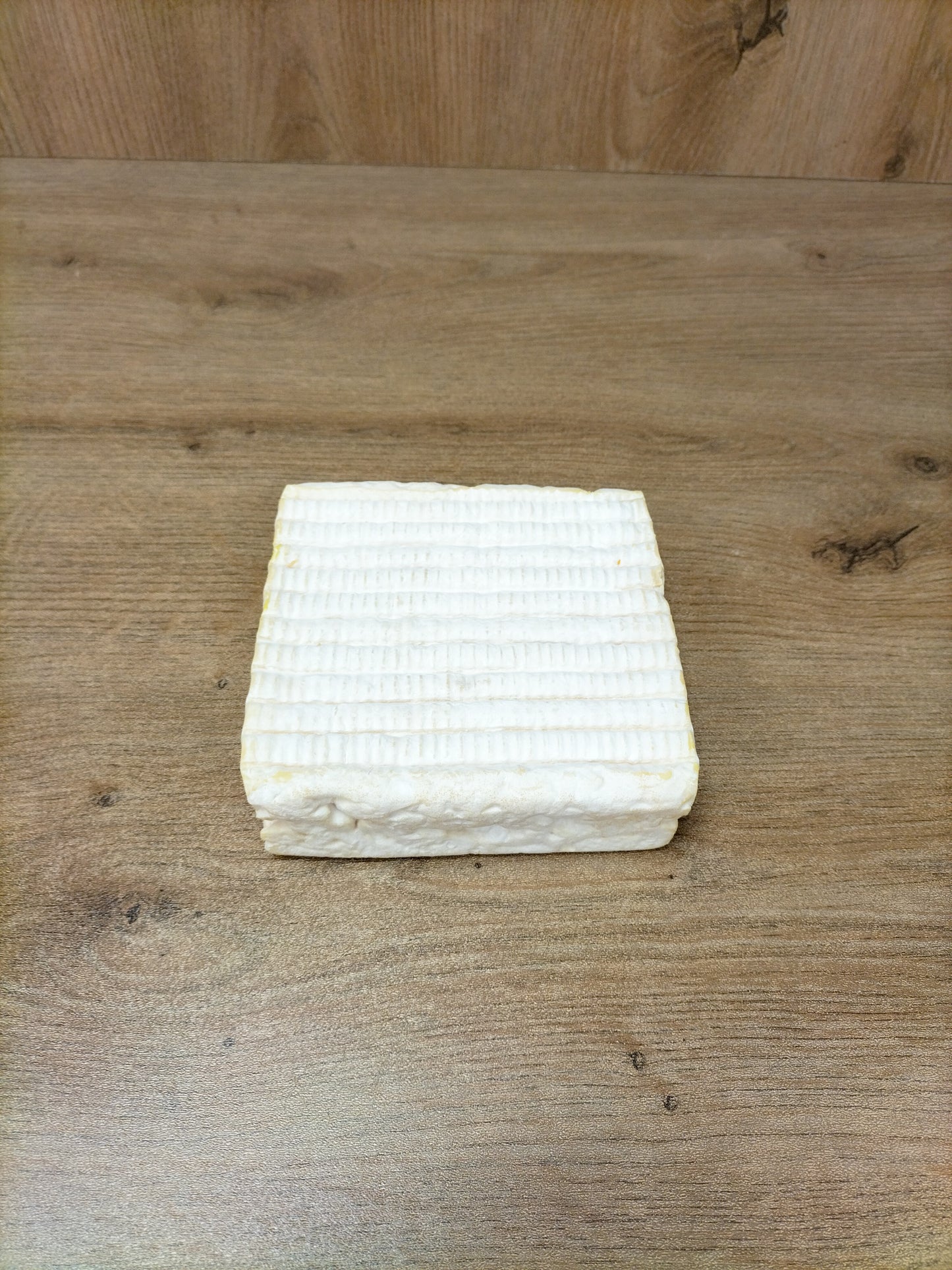 Fromage à pate molle à croûte lavée